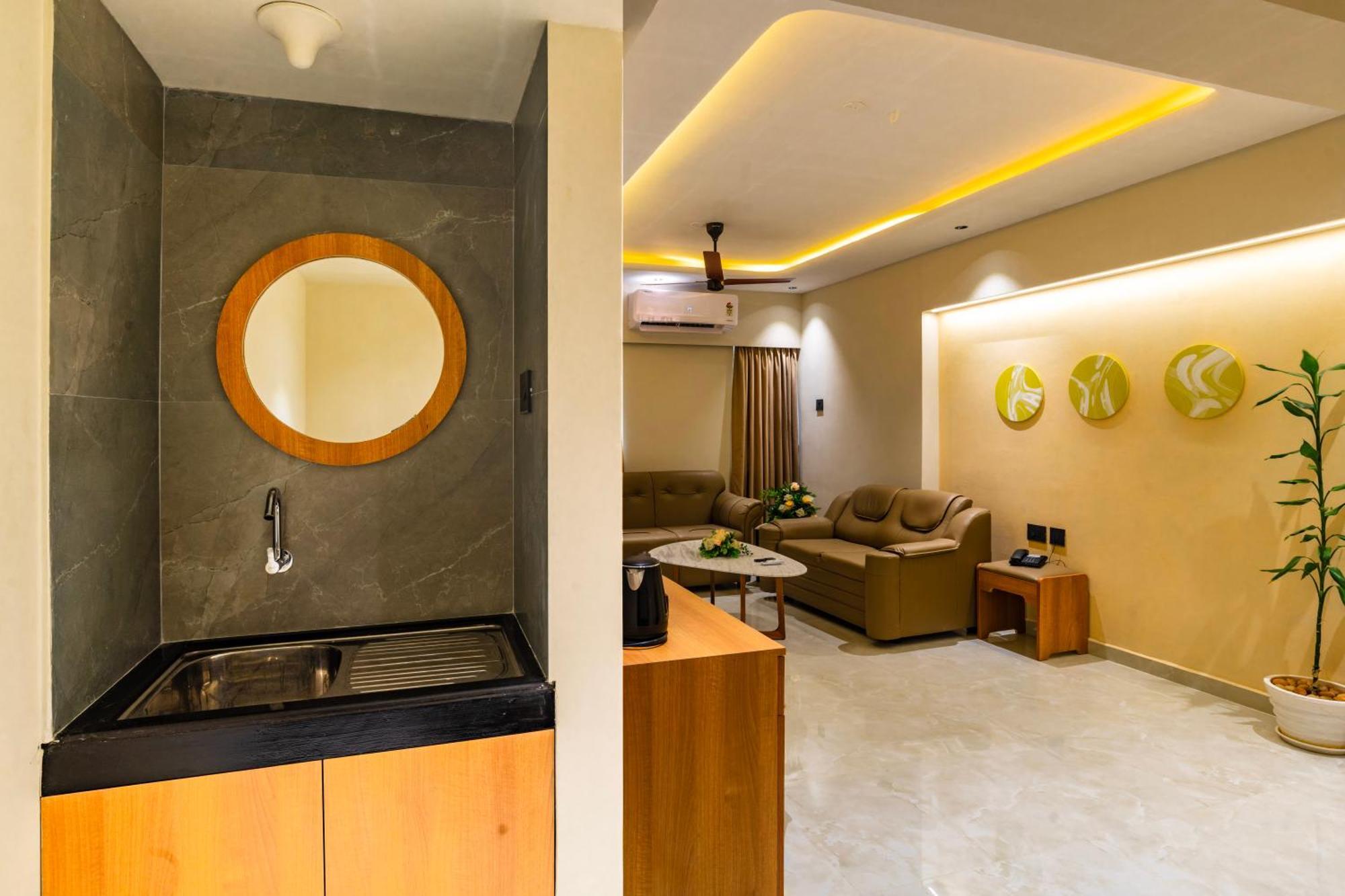 Готель Ima House Kochi Екстер'єр фото