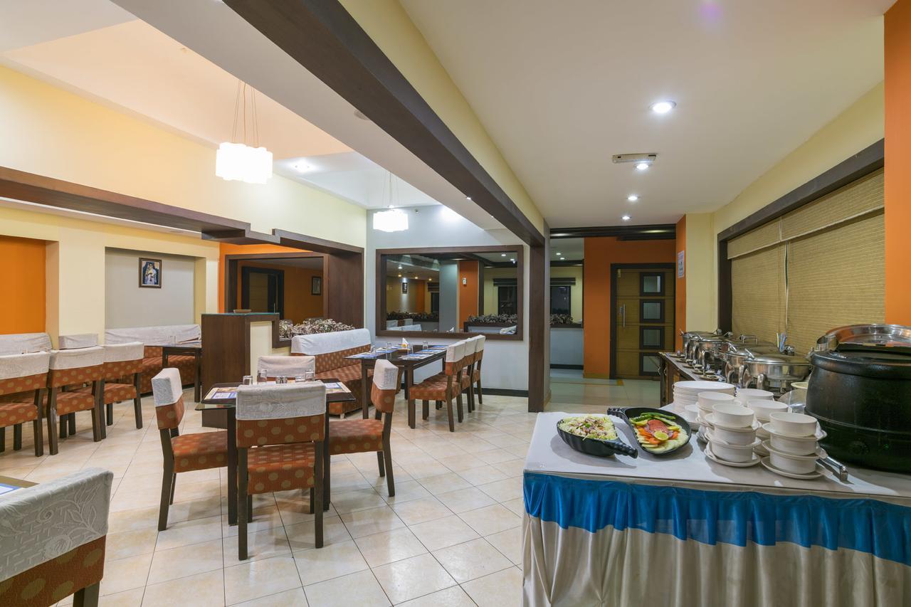 Готель Ima House Kochi Екстер'єр фото